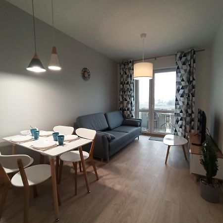 Apartament Wrzesnia II Apartment Ngoại thất bức ảnh
