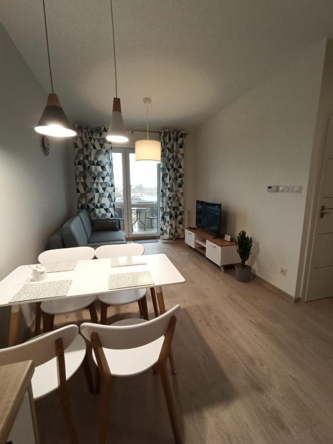 Apartament Wrzesnia II Apartment Ngoại thất bức ảnh