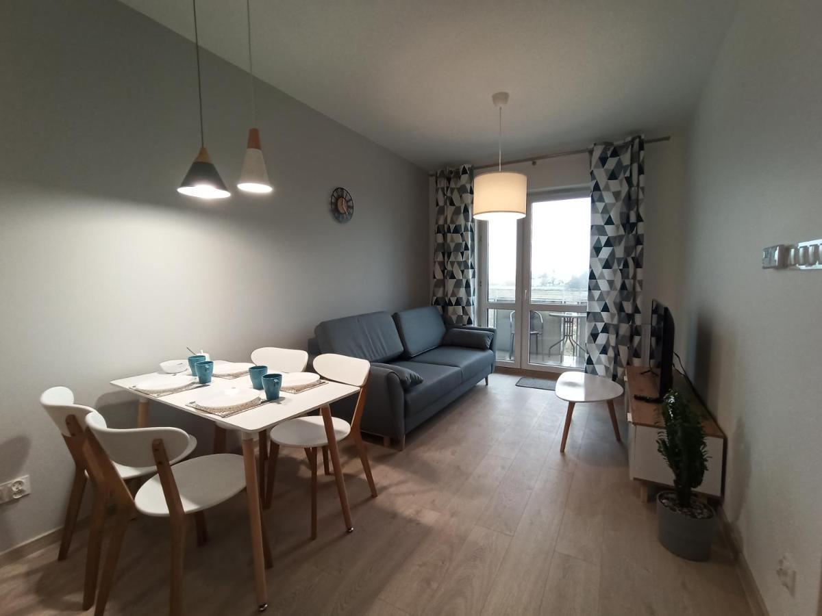 Apartament Wrzesnia II Apartment Ngoại thất bức ảnh