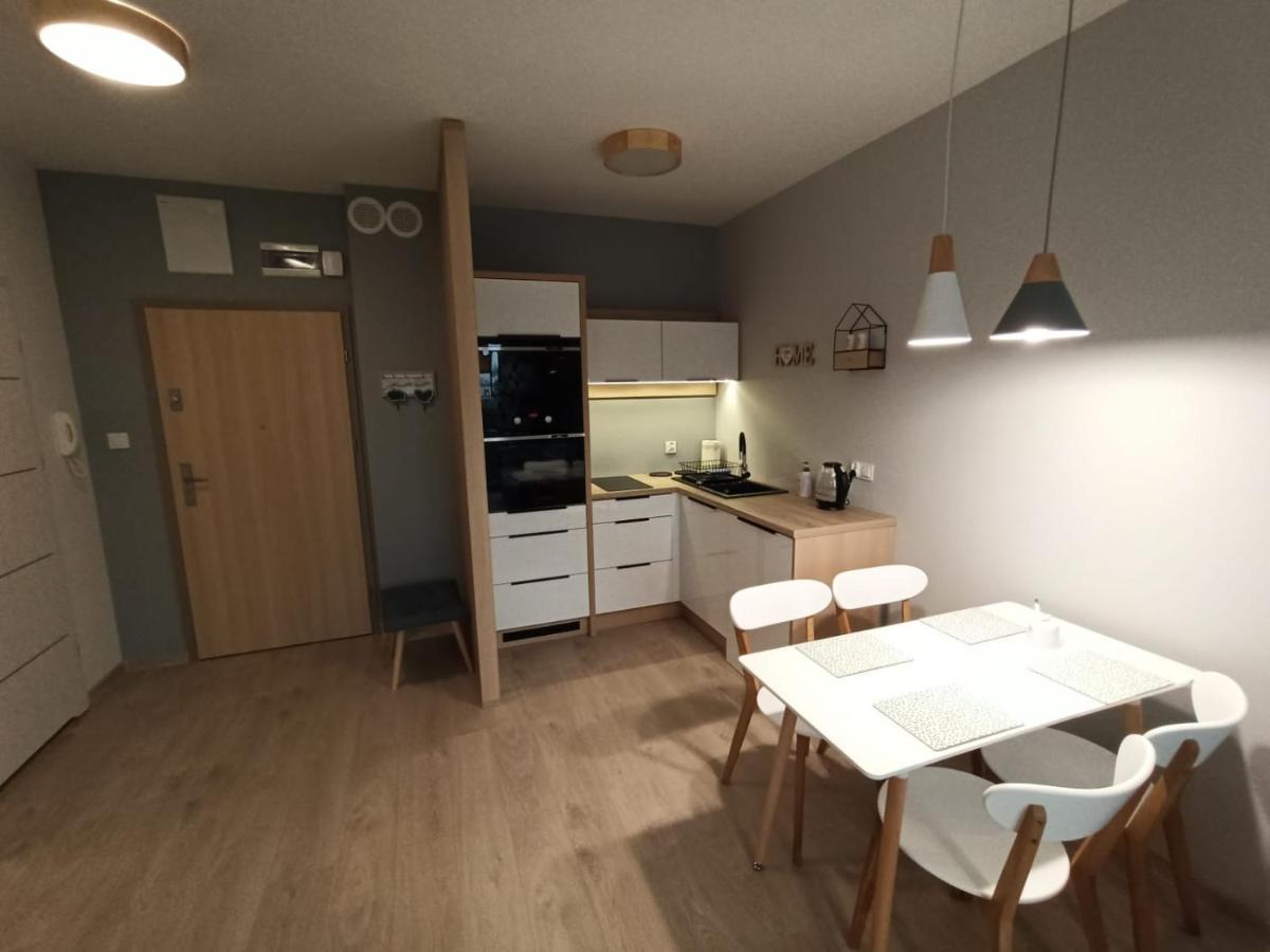 Apartament Wrzesnia II Apartment Ngoại thất bức ảnh